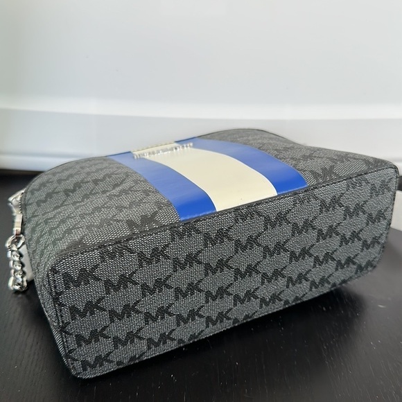 MICHAEL KORS CINDY DOME CENTER STRIPE CROSSBODY BAG - Picture 7 of 9